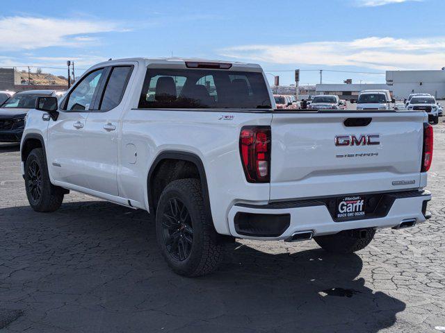 Photo of 2025 SUMMIT WHITE/JET BLACK GMC Sierra 1500