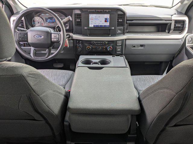 Photo of 2023 Oxford White Ford F-350