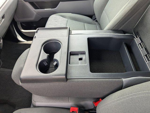 Photo of 2023 Oxford White Ford F-350