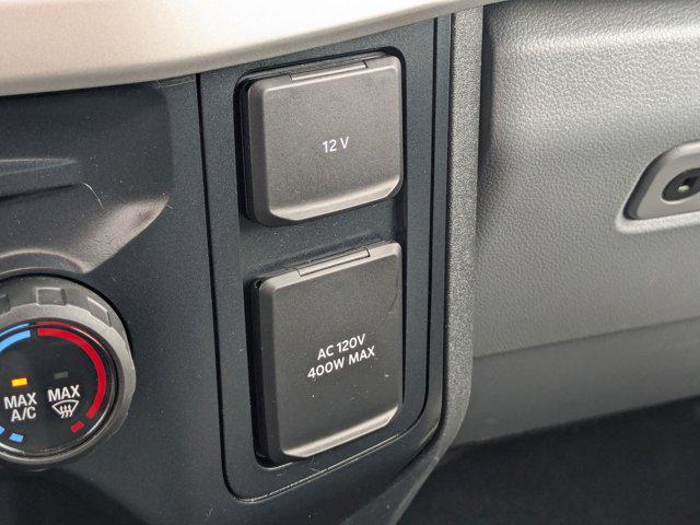 Photo of 2023 Oxford White Ford F-350