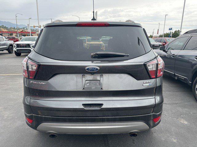 Photo of 2018 Magnetic Metallic Ford Escape