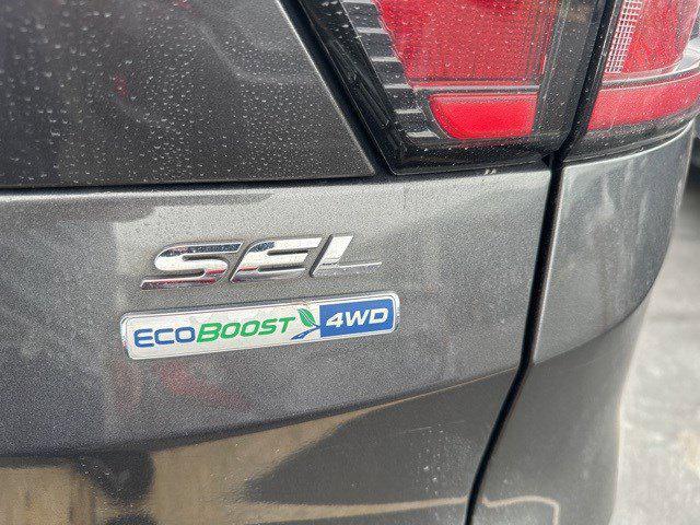 Photo of 2018 Magnetic Metallic Ford Escape