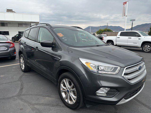 Photo of 2018 Magnetic Metallic Ford Escape