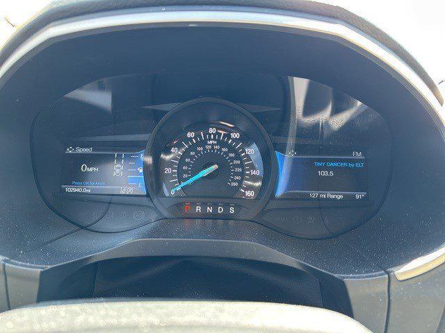 Photo of 2021 Oxford White Ford Edge