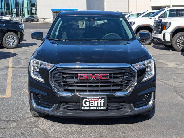 Photo of 2024 Ebony Twilight Metallic GMC Terrain