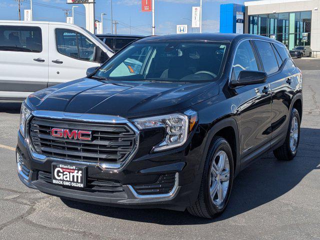 Photo of 2024 Ebony Twilight Metallic GMC Terrain
