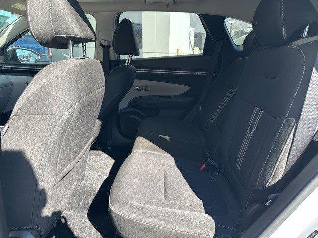 Photo of 2022 Quartz White Hyundai TUCSON