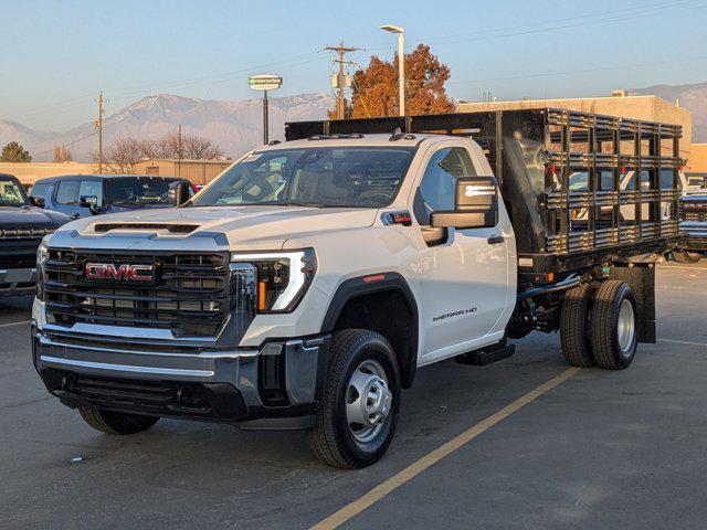 Photo of 2025 Summit White GMC Sierra 3500