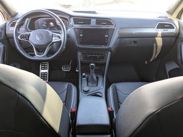 Photo of 2022 Deep Black Pearl Volkswagen Tiguan