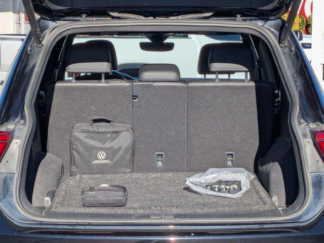 Photo of 2022 Deep Black Pearl Volkswagen Tiguan