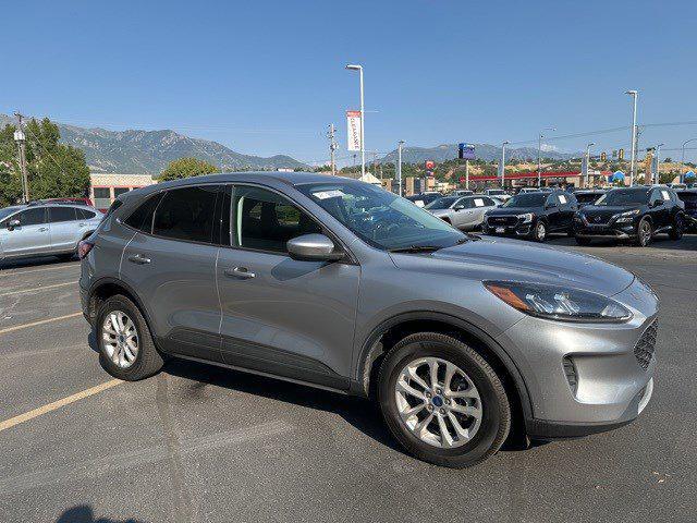 Photo of 2021 Silver Metallic Ford Escape