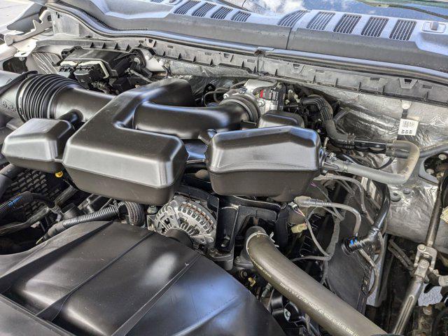 Photo of 2019 Oxford White Ford F-250