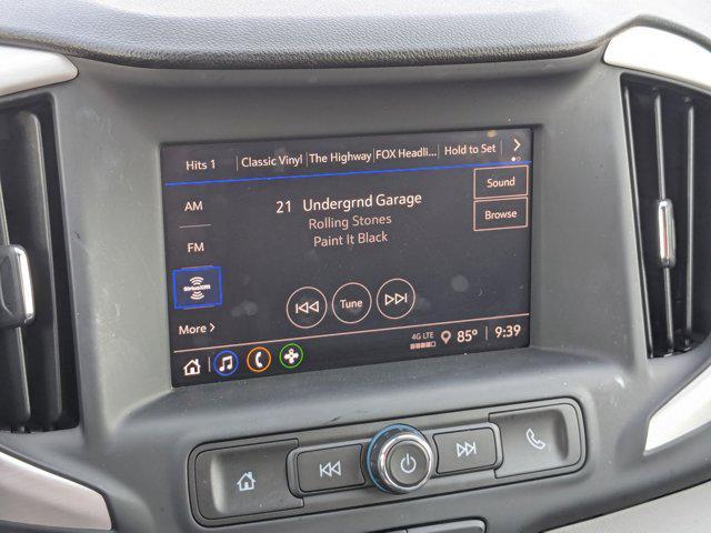 Photo of 2023 Summit White GMC Terrain