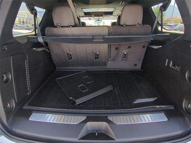 Photo of 2023 Iridescent Pearl Tricoat Chevrolet Suburban