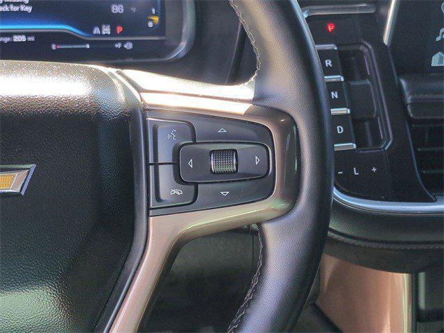 Photo of 2023 Iridescent Pearl Tricoat Chevrolet Suburban