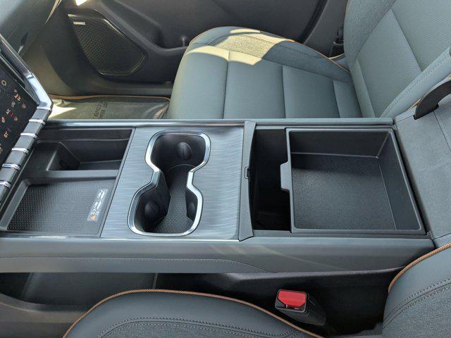 Photo of 2025 Summit White GMC Acadia