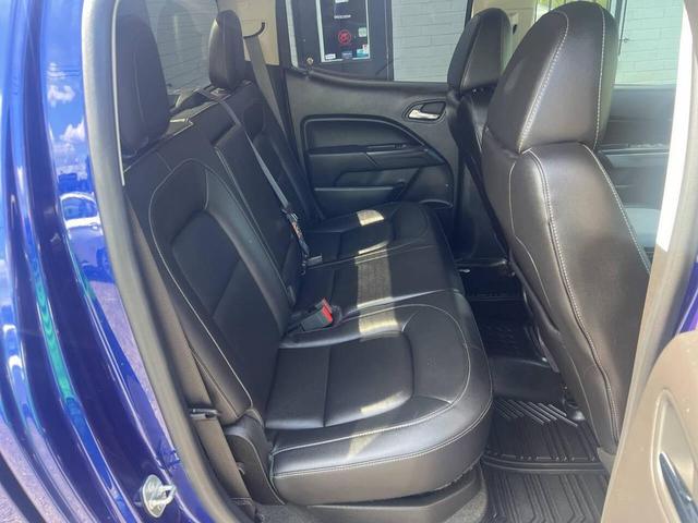 Photo of 2015 Laser Blue Chevrolet Colorado