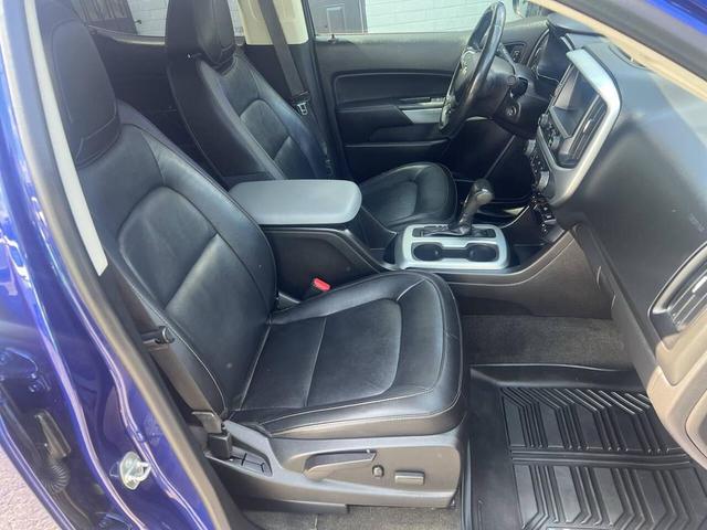 Photo of 2015 Laser Blue Chevrolet Colorado