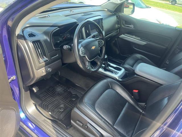 Photo of 2015 Laser Blue Chevrolet Colorado