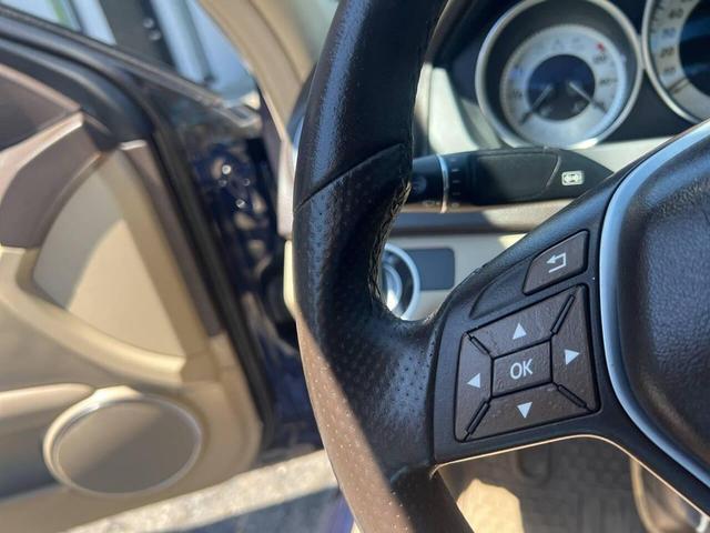 Photo of 2014 Lunar Blue Metallic Mercedes-Benz C-Class