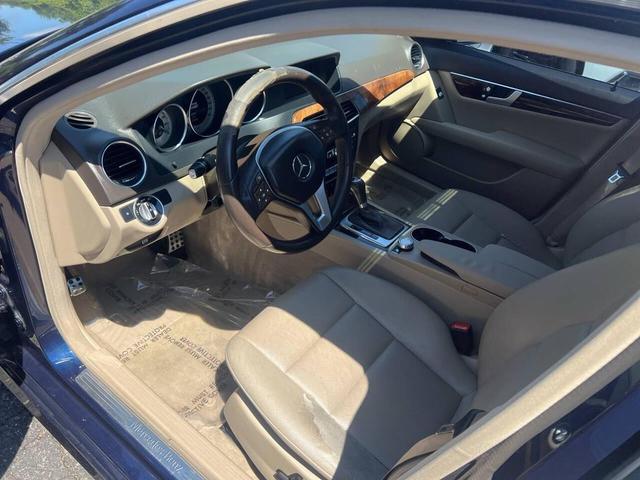 Photo of 2014 Lunar Blue Metallic Mercedes-Benz C-Class
