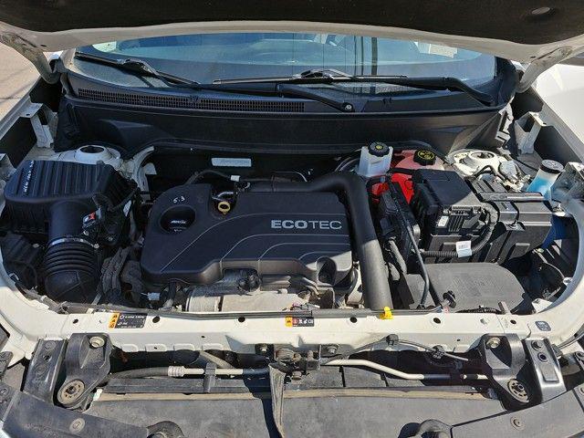 Photo of 2018 Summit White Chevrolet Equinox