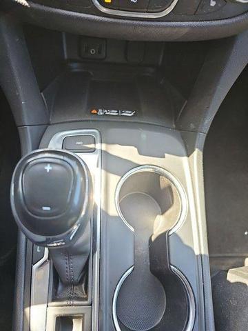 Photo of 2018 Summit White Chevrolet Equinox
