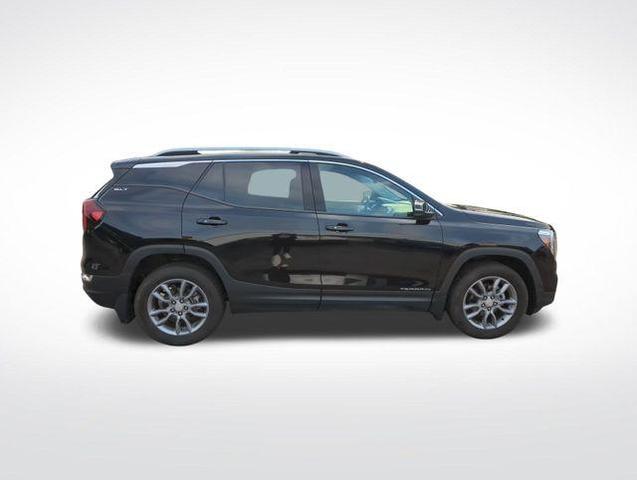 Photo of 2022 Ebony Twilight Metallic GMC Terrain