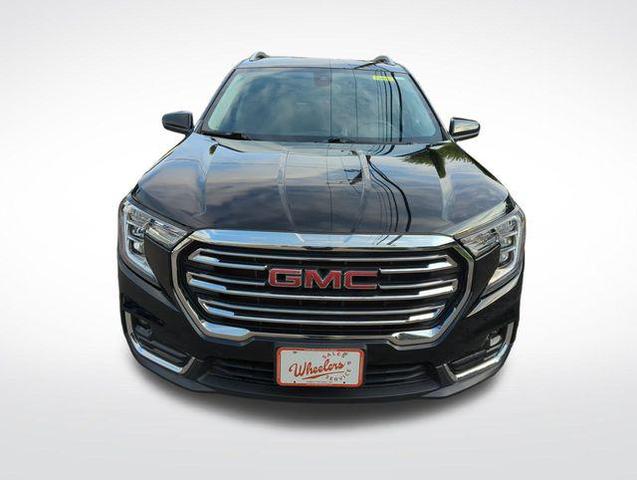 Photo of 2022 Ebony Twilight Metallic GMC Terrain