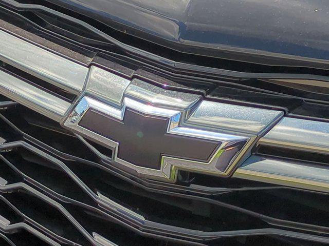 Photo of 2022 Iron Gray Metallic Chevrolet Equinox