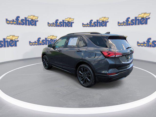 Photo of 2022 Iron Gray Metallic Chevrolet Equinox