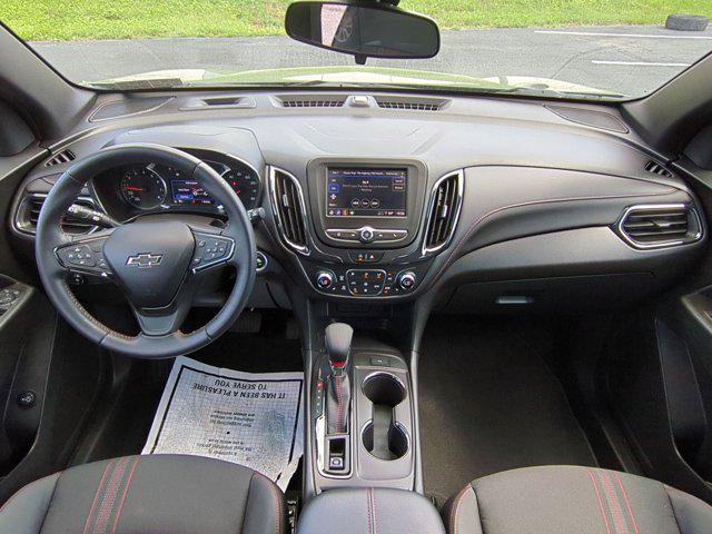 Photo of 2022 Iron Gray Metallic Chevrolet Equinox