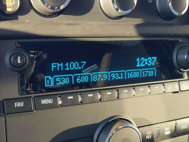 Photo of 2024 Summit White Chevrolet Express 3500