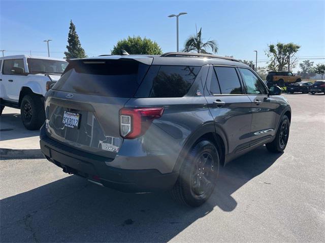 Photo of 2022 Carbonized Gray Metallic Ford Explorer