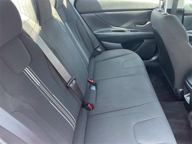 Photo of 2024 Ultimate Red Hyundai ELANTRA