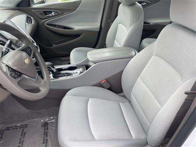 Photo of 2024 Summit White Chevrolet Malibu