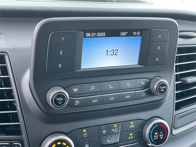 Photo of 2025 Oxford White Ford Transit-250
