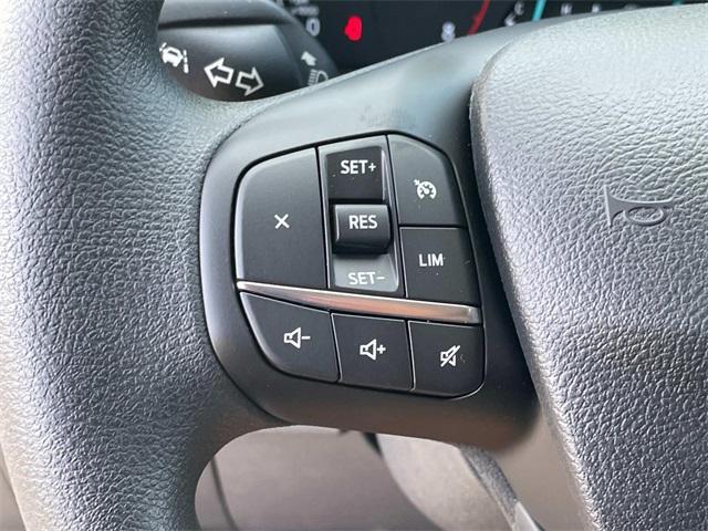 Photo of 2025 Oxford White Ford Transit-250