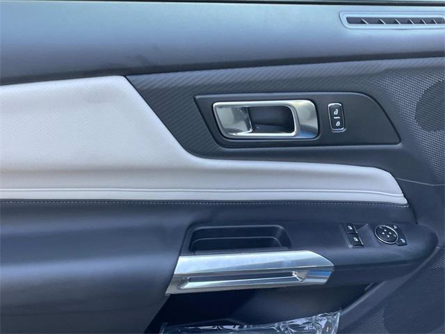 Photo of 2025 Carbonized Gray Metallic Ford Mustang