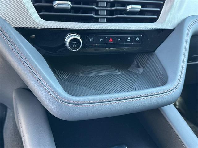 Photo of 2025 Carbonized Gray Metallic Ford Explorer