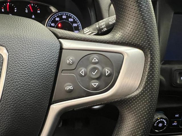 Photo of 2024 Summit White GMC Terrain