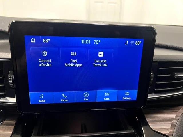 Photo of 2024 Carbonized Gray Metallic Ford Explorer