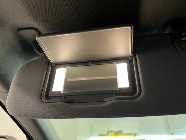 Photo of 2024 Carbonized Gray Metallic Ford Explorer
