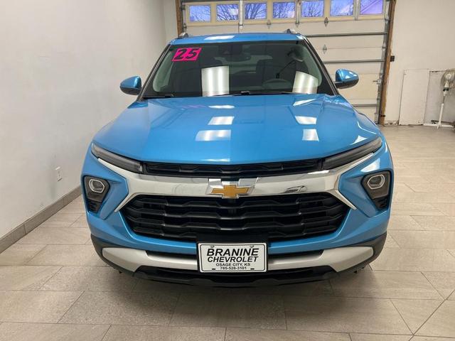Photo of 2025 Marina Blue Metallic Chevrolet Trailblazer