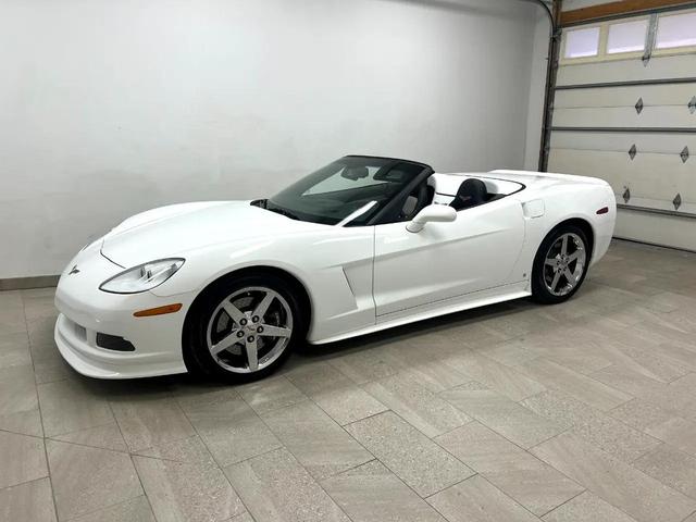 Photo of 2007 Artic White Chevrolet Corvette