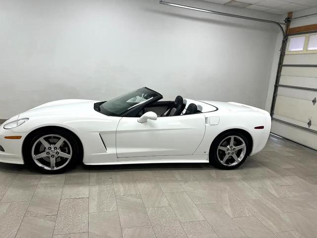 Photo of 2007 Artic White Chevrolet Corvette