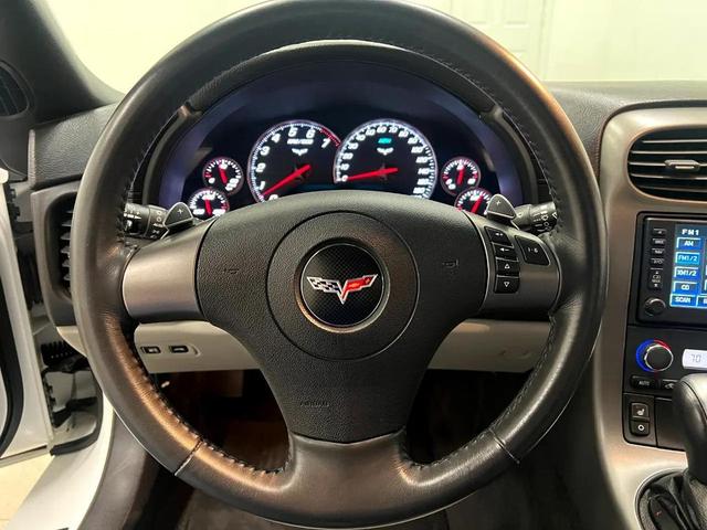Photo of 2007 Artic White Chevrolet Corvette