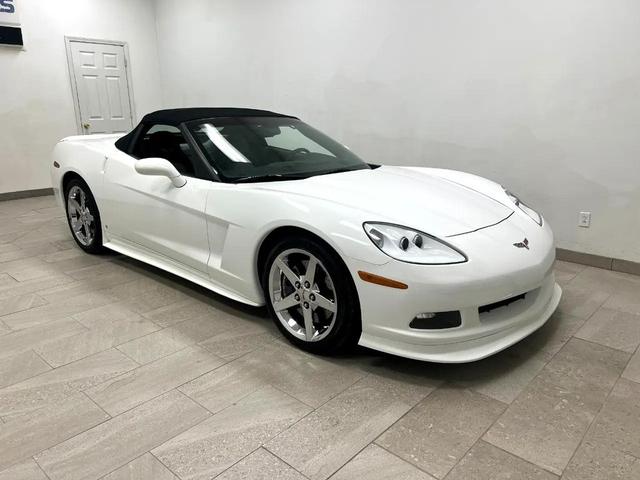 Photo of 2007 Artic White Chevrolet Corvette