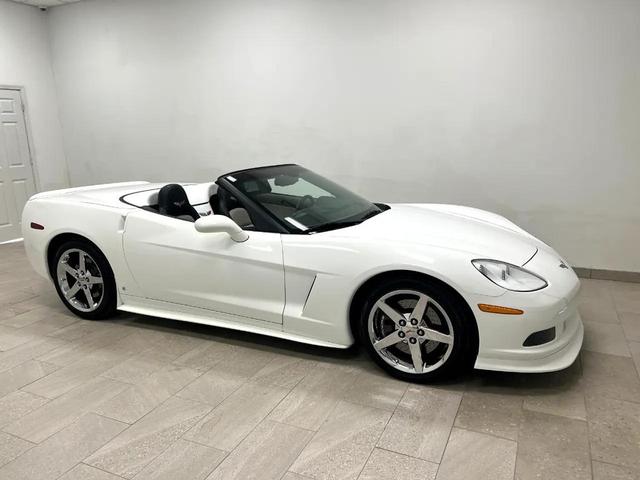 Photo of 2007 Artic White Chevrolet Corvette