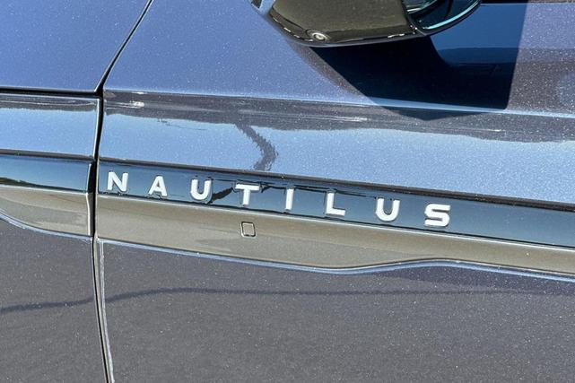 Photo of 2024 Blue Panther Metallic Clearcoat Lincoln Nautilus